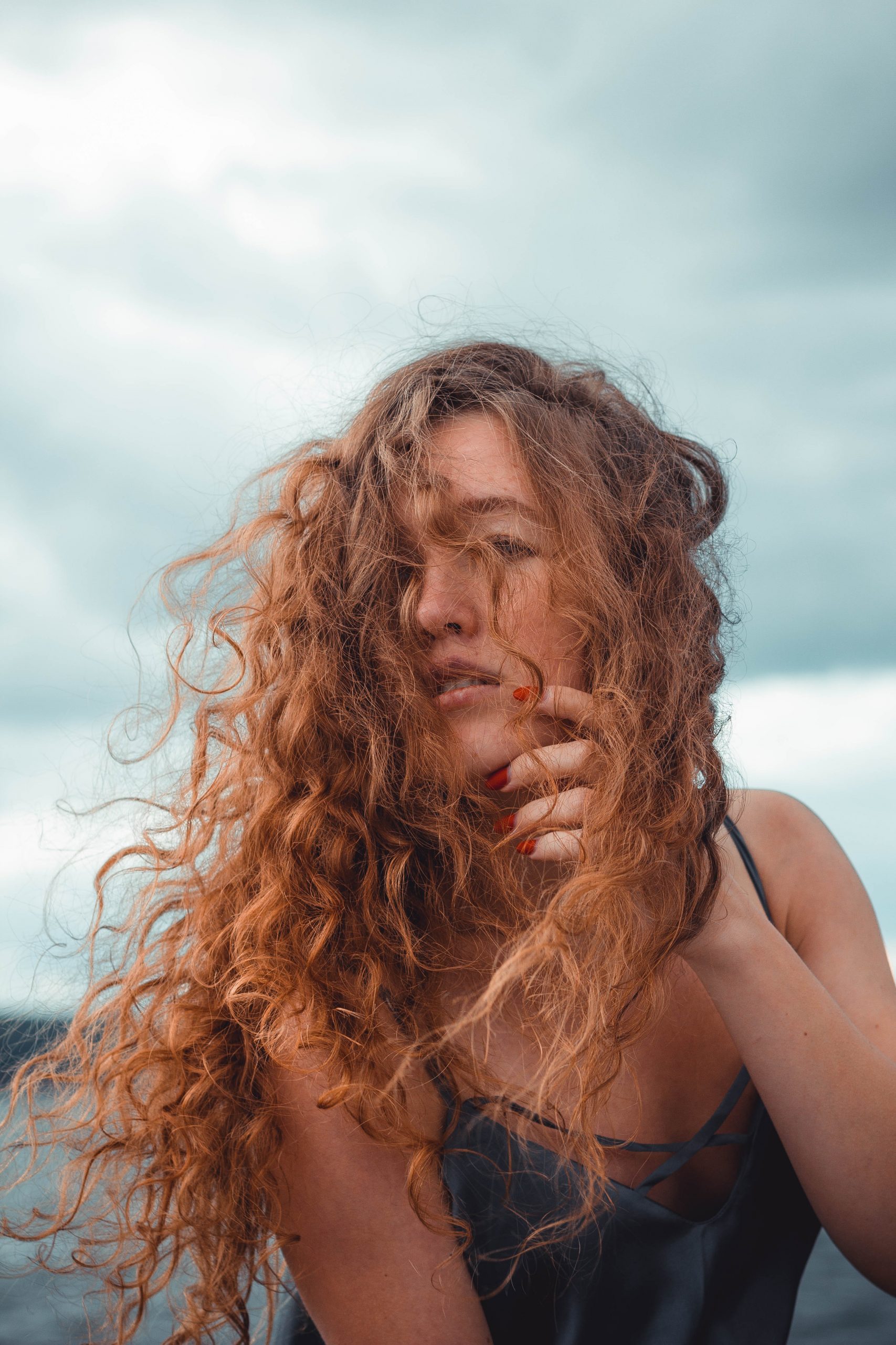 Does The Sun Damage Hair? - MyCapil ✔️